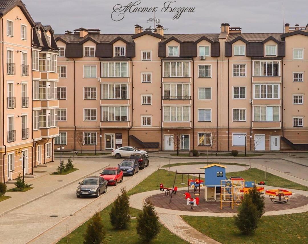жк маєток володимирська 90 Uzhhorod